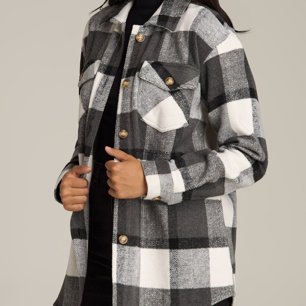 American Tall Flannel Women's Tall Shacket in Grey and Black Plaid Size L Tall - Picture 3 of 3